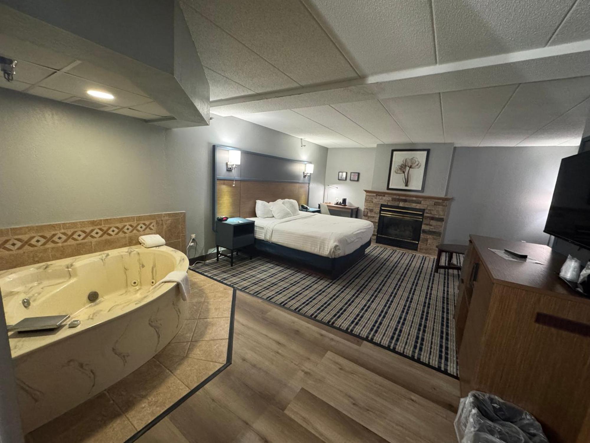 Americinn By Wyndham Albert Lea Zewnętrze zdjęcie