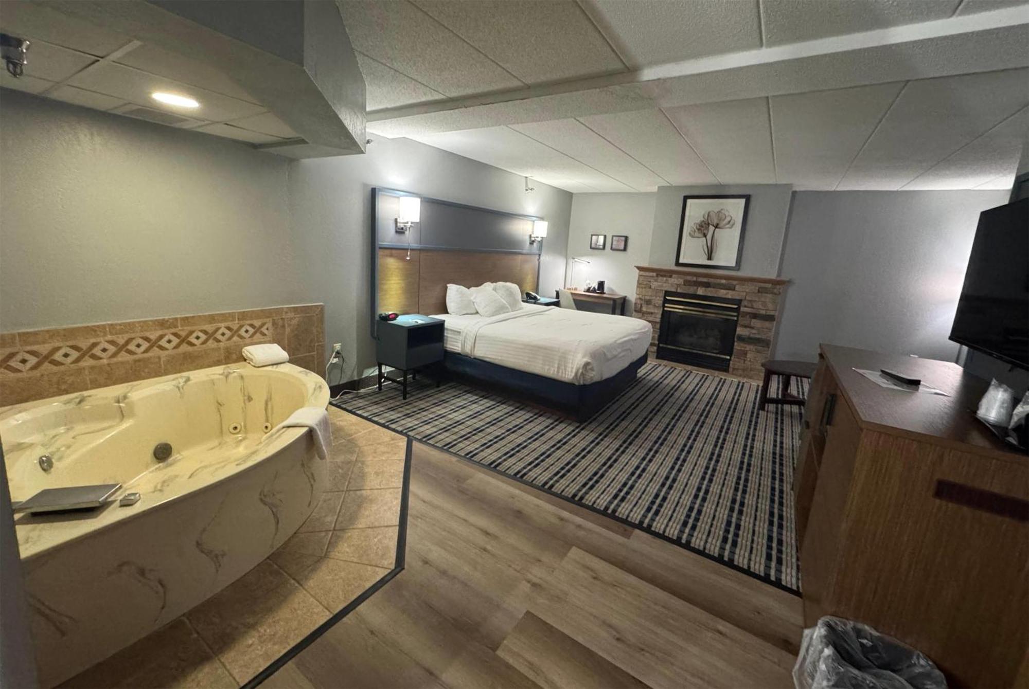 Americinn By Wyndham Albert Lea Zewnętrze zdjęcie